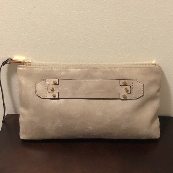 SHE + LO LARGE LEATHER METALLIC CLUTCH LIKE NEW - Picture 2 of 8